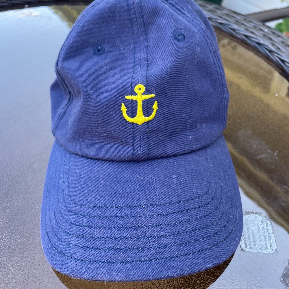 Navy Blue Vineyard Vines Hat